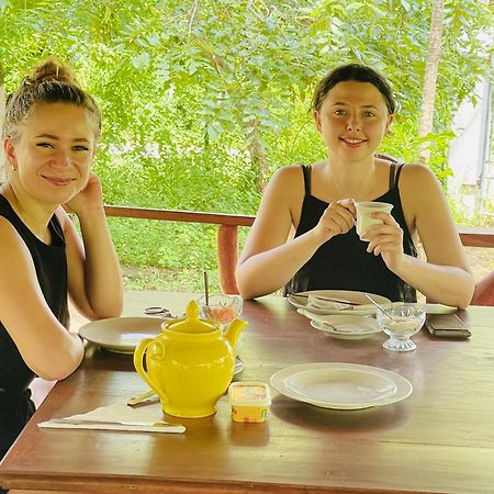 Temple Flower Guest 基林德 外观 照片